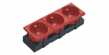Gniazdo elektryczne w standardzie 45 x 135 mm (kolor czerwony) DATA